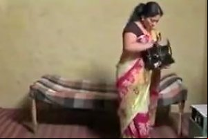 Tamil Girl Seducing Hot Txxx Com